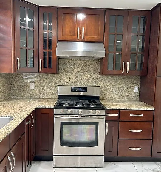 7916 Blackburn Ave #1 — Photo 11