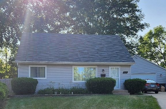 2nd image of 3124 Chateau Ct