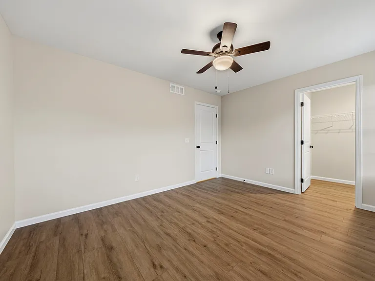 265 Washington St — Photo 7