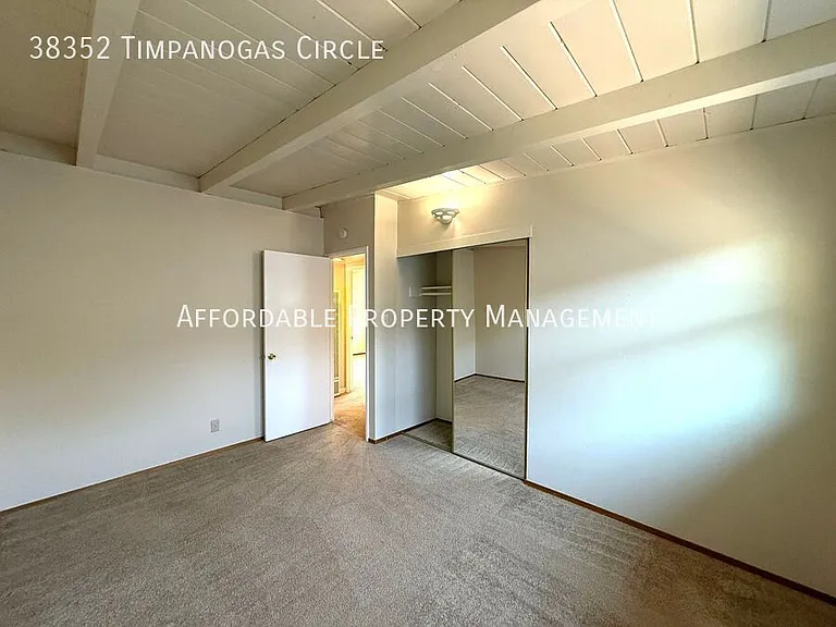 38352 Timpanogas Cir — Photo 11