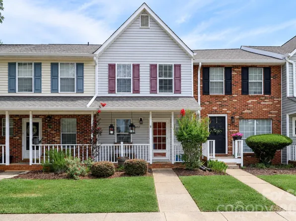 8157 Circle Tree Ln, Charlotte, NC 28277