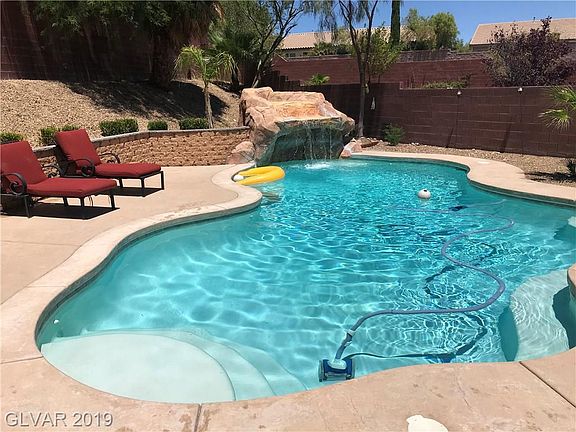 3rd image of 5329 Alden Glen Dr