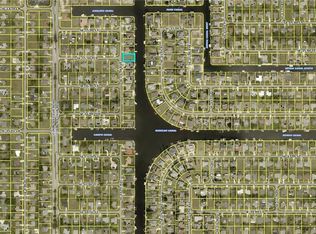 1515 SE 10th Ave, Cape Coral, FL 33990