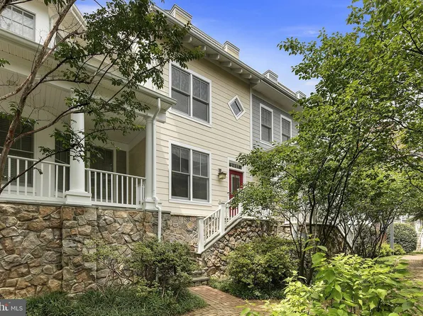 2857 11th St N, Arlington, VA 22201