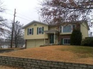 509 Joyce Ann Dr, Ballwin, MO 63021