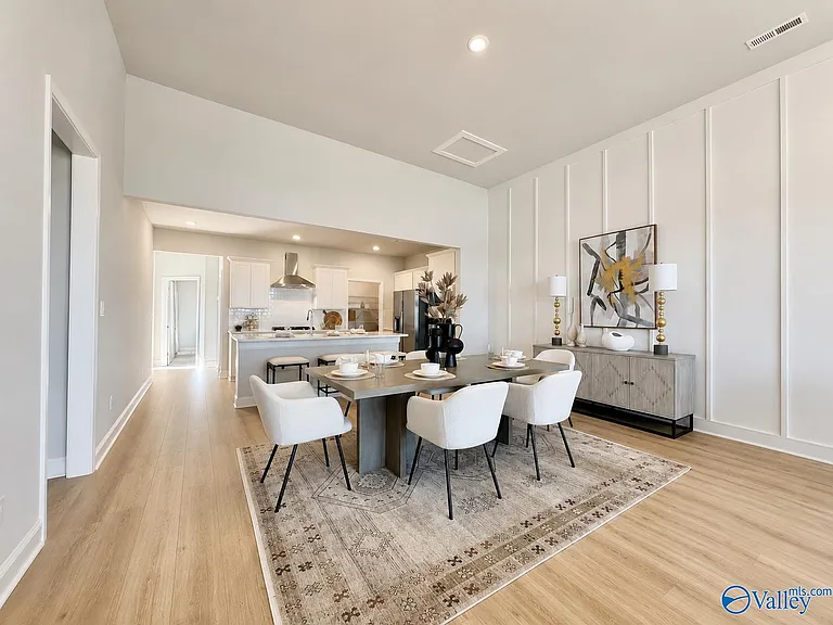 110 Moss Brook Ln — Photo 10