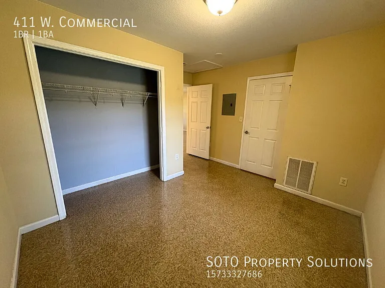411 W Commercial St — Photo 8