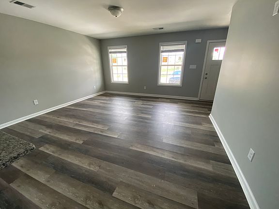4th image of 2035 Dolly Dr