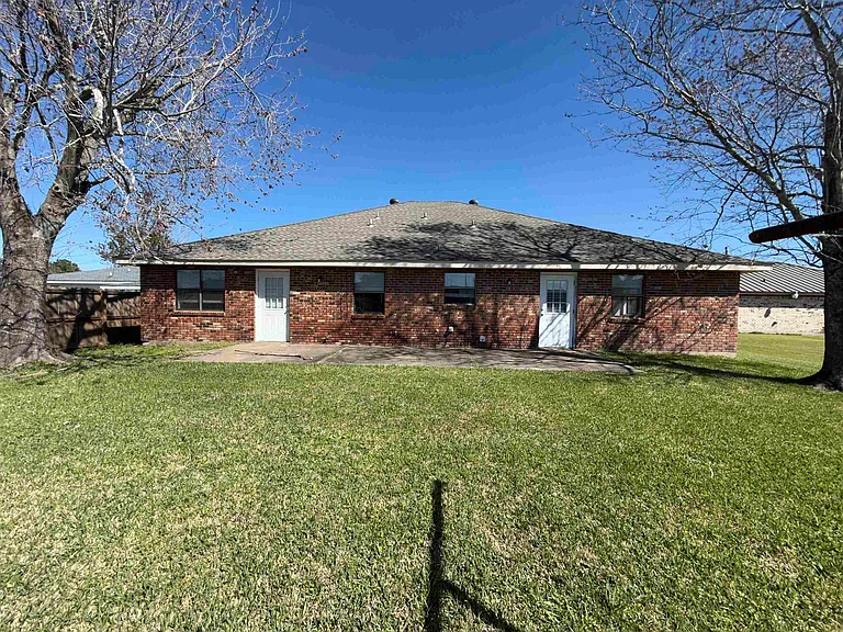 208 Diplomat Way — Photo 15