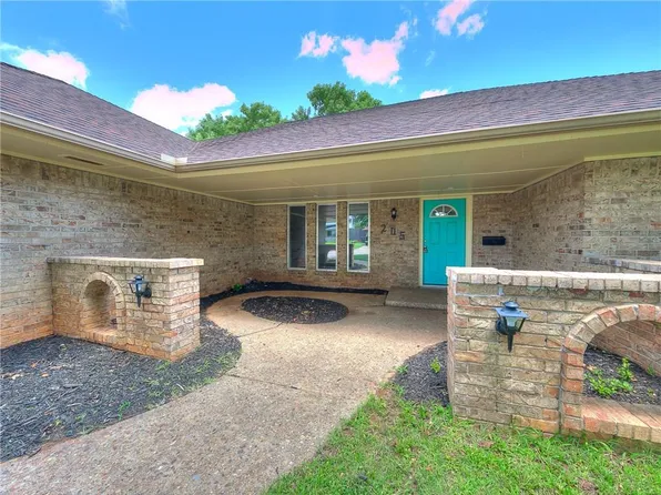 205 Orchard Dr, Oklahoma City, OK 73110