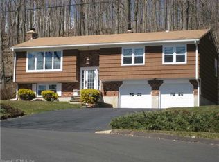 58 Mountain View Ter, Northford, CT 06472