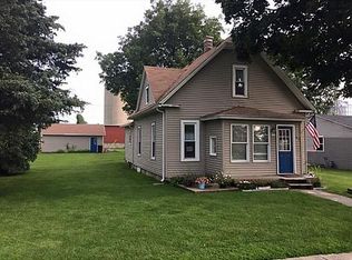 320 Superior St, Chapin, IL 62628