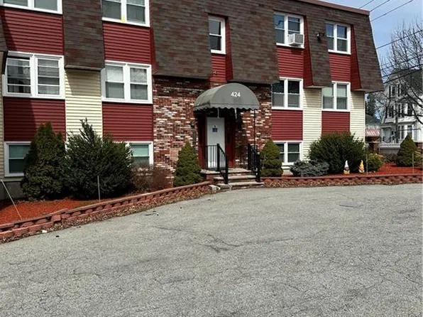 424 Smithfield Ave APT 6, Pawtucket, RI 02860