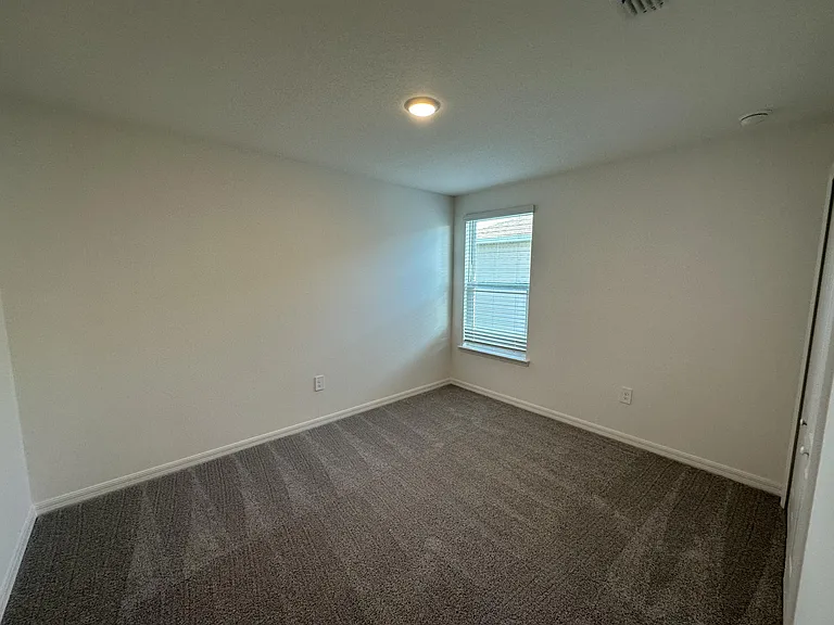 10936 SW Vasari Way — Photo 27
