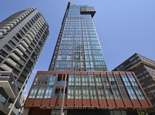 32 Davenport Rd #901, Toronto, ON M5R0B5