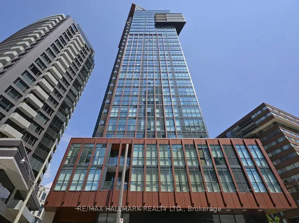 32 Davenport Rd #901, Toronto, ON M5R 0B5