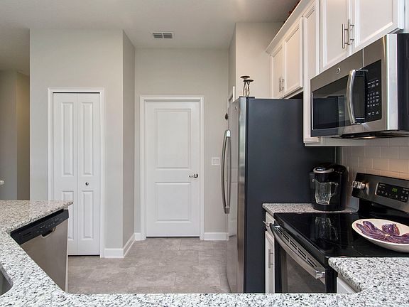 5th image of 3543 Fairwaters Ct