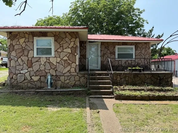 14 N Lakeview, Kiefer, OK 74041