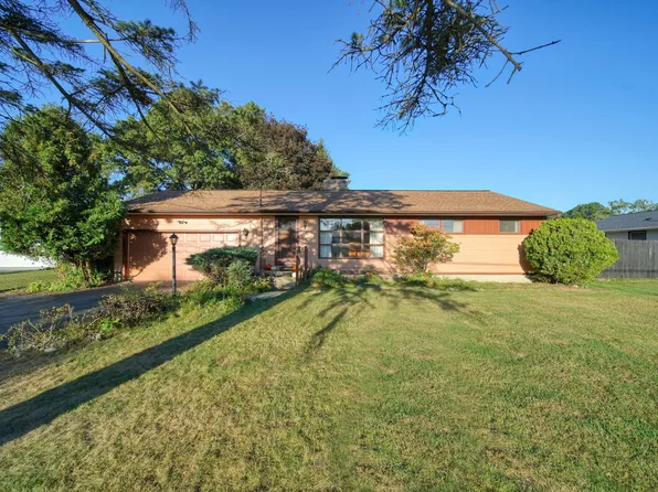318 Seneca Dr, Jackson, MI 49202
