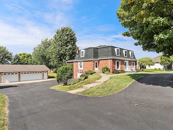 5th image of 1813 Skyline Dr