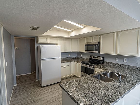 3rd image of 6444 E Indigo St
