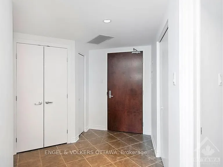 200 Rideau St #904 — Photo 19