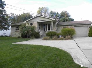 2168 W Smith Rd, Temperance, MI 48182