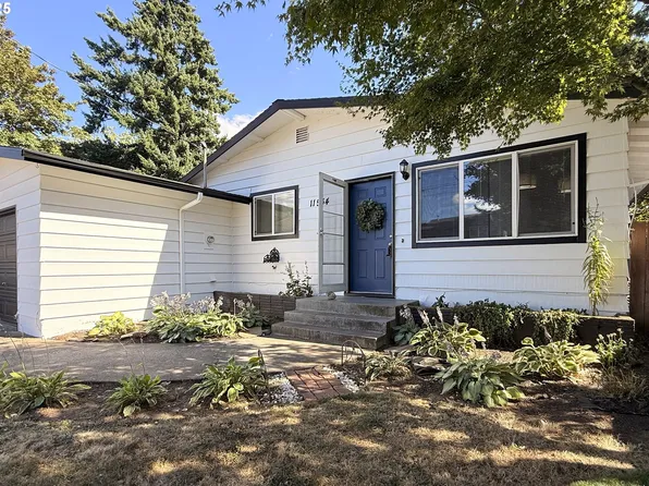 11534 SE Washington St, Portland, OR 97216