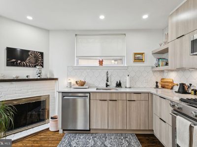 2016 Addison St, Philadelphia, PA, 19146