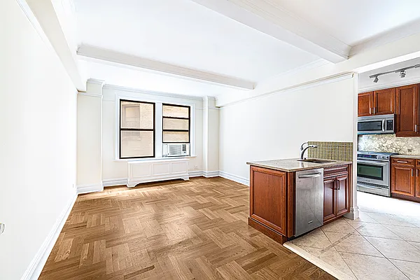 Rented by Brown Harris Stevens | media 19