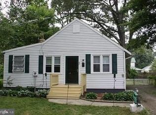 227 Lincoln Ave, Colonial Beach, VA 22443