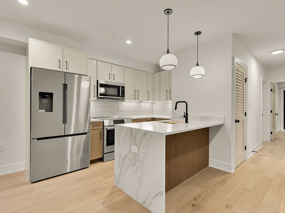 1st image of 1463 Harvard St NW #1