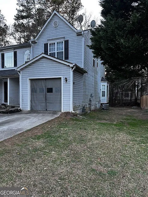 3 bed, 2.5 bath, 1396 sqft, $1,800 — Photo 3