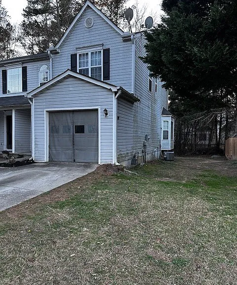 5675 Hampton Ct — Photo 3