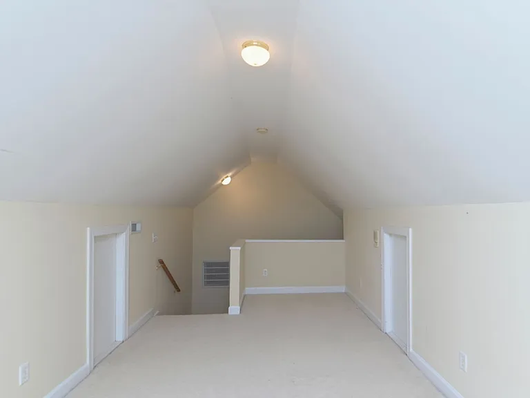 108 Hastings Point Dr — Photo 29