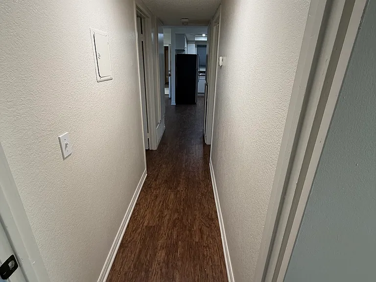 Rancho Vista Apartments — Photo 8