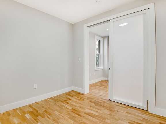 5th image of 1153 President St APT 1C