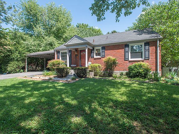 3rd image of 2212 Pittswood Dr