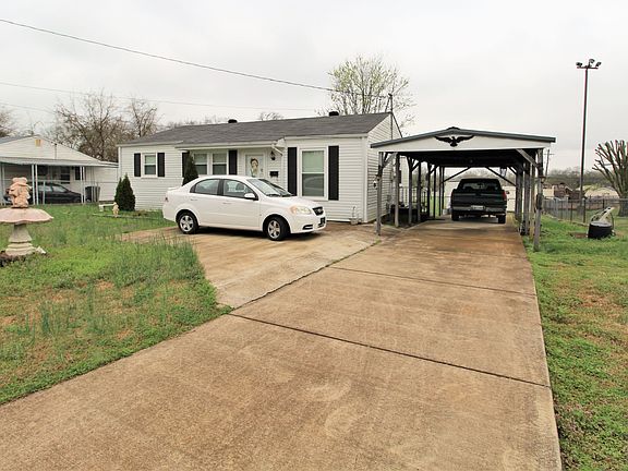 2nd image of 628 Highland Park