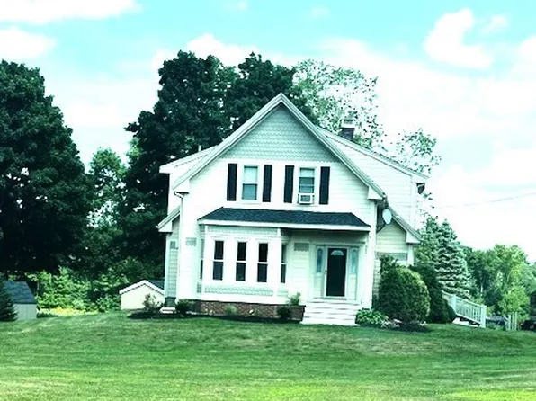 684 South St, Bridgewater, MA 02324