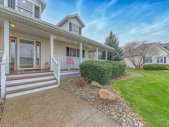 4th image of 3557 Walnut Park Dr