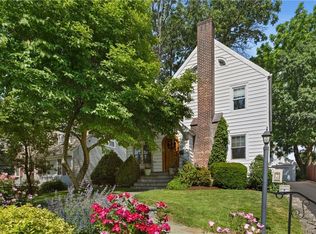 7 Iroquois Rd, Ossining, NY 10562