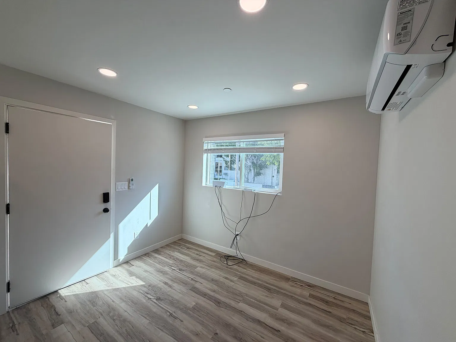 1 bed, $2,395 — Photo 4