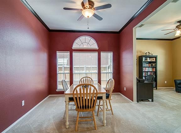 4th image of 105 Thistle Ct