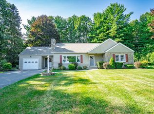 15 Lee Rd, Glenville, NY 12302