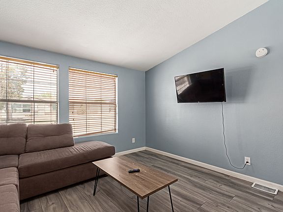 5th image of 3635 W Salter Dr