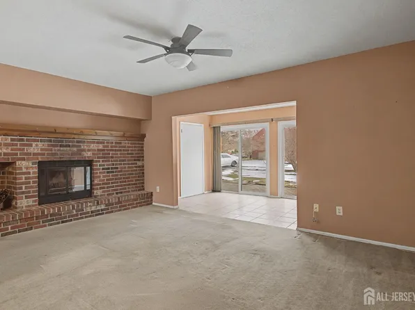 242 Bromley Pl, East Brunswick, NJ 08816