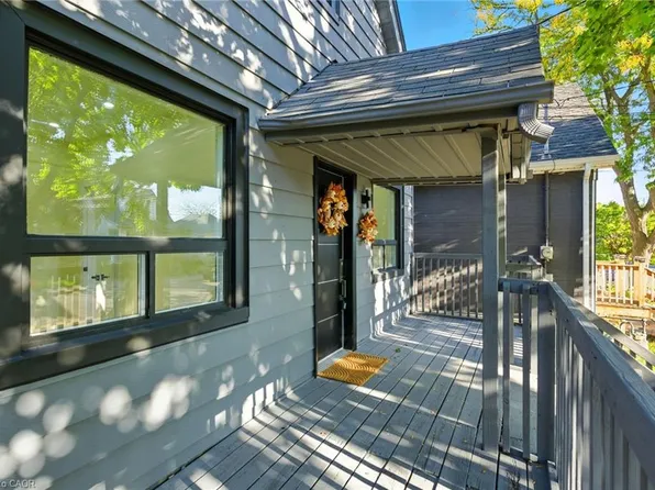 9 Alice St, Hamilton, ON L8H 4R2