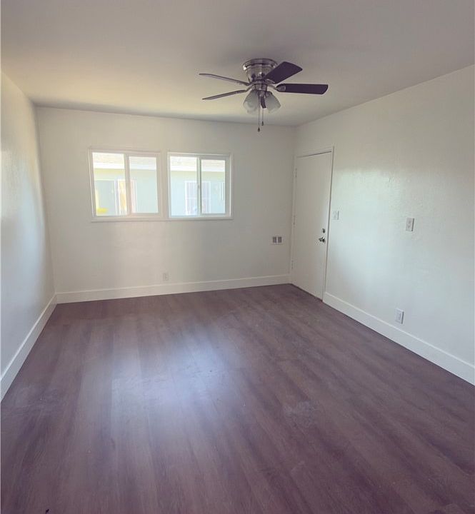 2nd image of 622 N Olive St #C