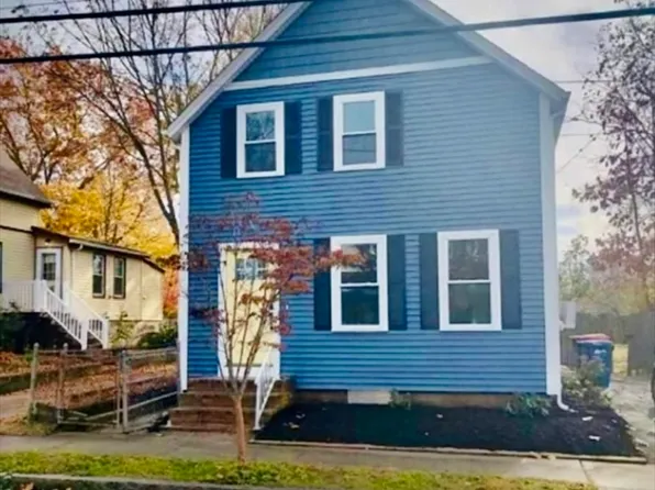 47 Bridge St, Fairhaven, MA 02719